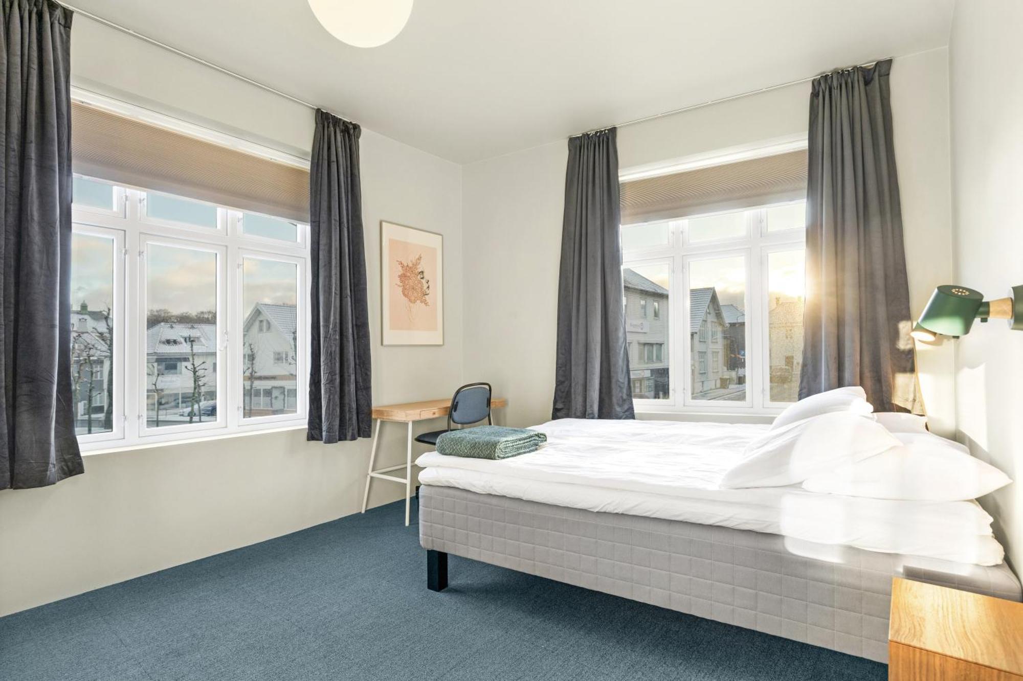 Central Guest House - Bedroom With Private Bathroom Stavanger Quarto foto
