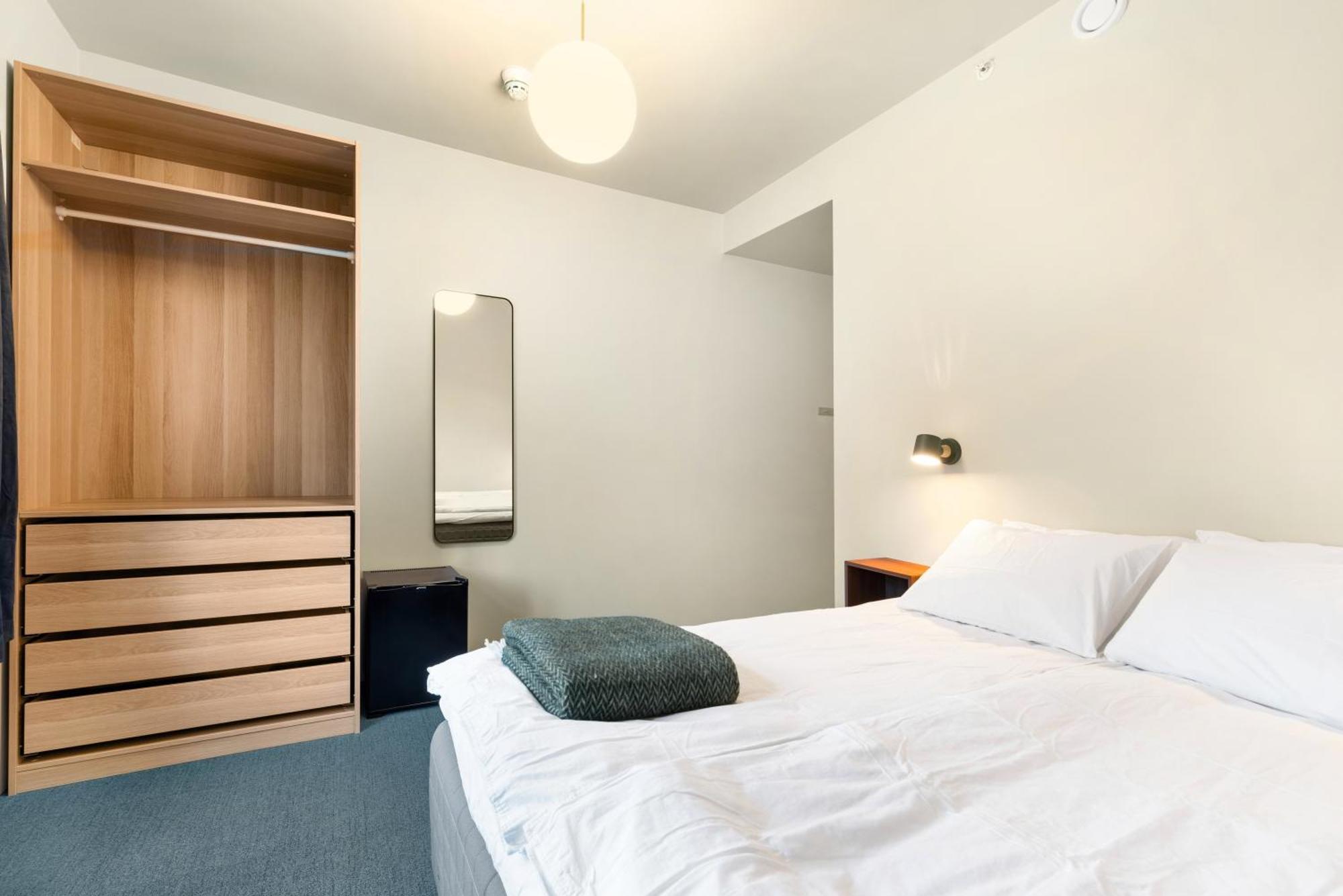 Central Guest House - Bedroom With Private Bathroom Stavanger Quarto foto
